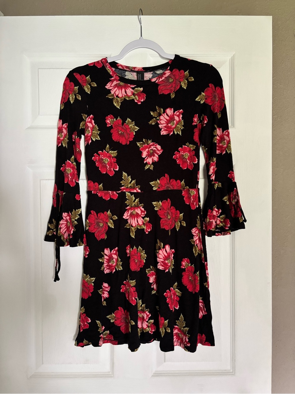 Forever 21 Black Long-Sleeve Fit & Flare Dress with Red Floral Print